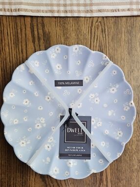 Light Blue Floral Dinner Plates - Set of 4